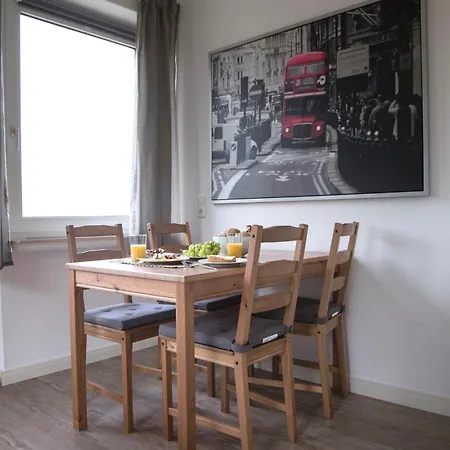 Apartmenthaus Frauenpreiss 54 * 쿡스하펜